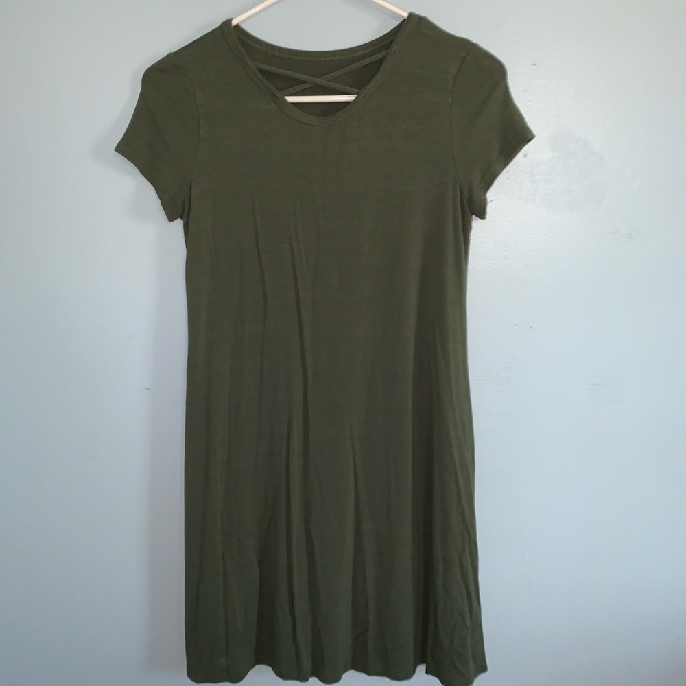 Green loose dress